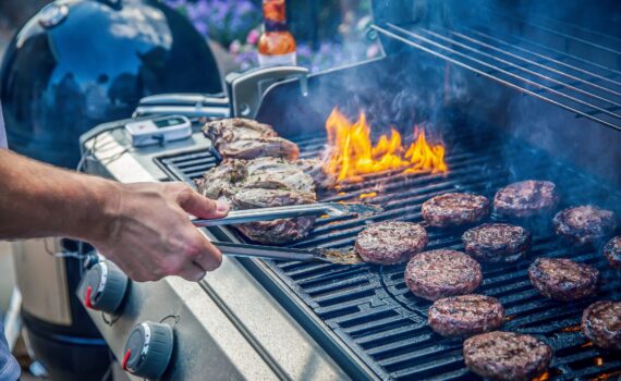 How to make a home bar in time for summer
