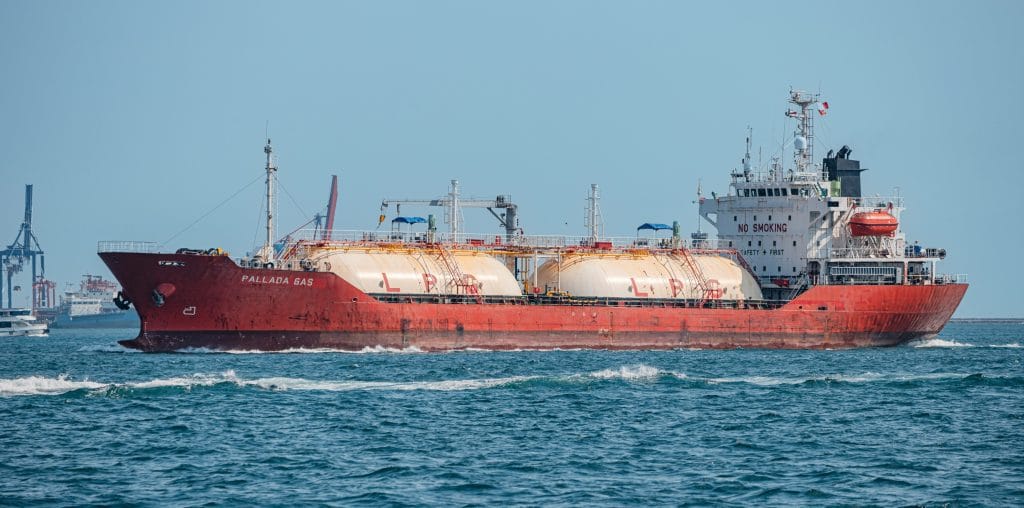 A gas tanker navigating the Bosphorus, showcasing the vital role of Istanbul in the global LPG industry and fuel transportation